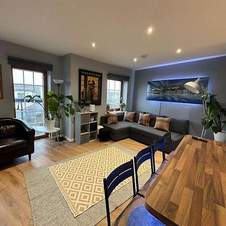 Sunshine On Leith. The River View Apartment! Единбург Екстер'єр фото