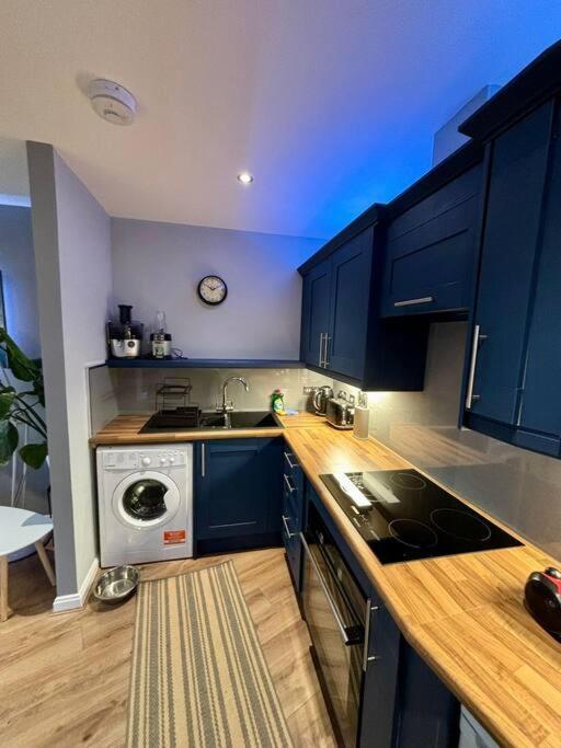 Sunshine On Leith. The River View Apartment! Единбург Екстер'єр фото